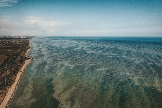 Черное море фото со спутника